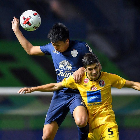 Thai League phải hoãn vì COVID-19 - Ảnh 1. Thai League phải hoãn vì COVID-19 - Ảnh 1.