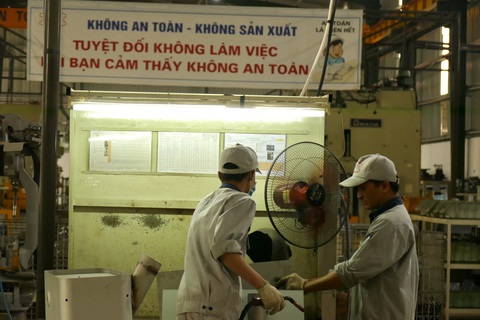 Khổ như kinh doanh giữa vùng dịch COVID-19 Vĩnh Phúc - Ảnh 1. Khổ như kinh doanh giữa vùng dịch COVID-19 Vĩnh Phúc - Ảnh 1.