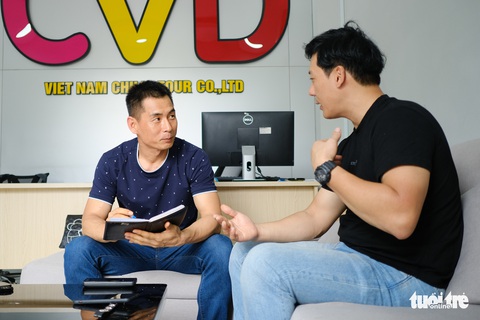 Người Hàn Quốc gia hạn visa để ở lại Việt Nam tránh dịch COVID-19 - Ảnh 1. Người Hàn Quốc gia hạn visa để ở lại Việt Nam tránh dịch COVID-19 - Ảnh 1.
