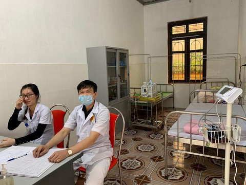 Bà con Sơn Lôi đếm từng phút đợi giờ G: 21h đêm nay 3-3 - Ảnh 2. Bà con Sơn Lôi đếm từng phút đợi giờ G: 21h đêm nay 3-3 - Ảnh 2.