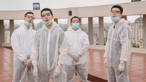 Vừa khoái vừa phải nghĩ với Rap News kêu gọi Không FAKE NEWS của Da LAB - Ảnh 2. Vừa khoái vừa phải nghĩ với Rap News kêu gọi Không FAKE NEWS của Da LAB - Ảnh 2.