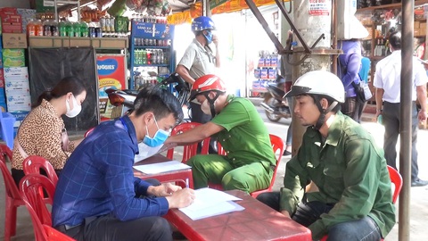 khong deo khau trang khong deo khau trang