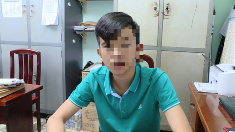 Bắt 8 trẻ trâu ném gạch phá 35 xe hơi ở Vũng Tàu cho vui - Ảnh 2. Bắt 8 trẻ trâu ném gạch phá 35 xe hơi ở Vũng Tàu cho vui - Ảnh 2.