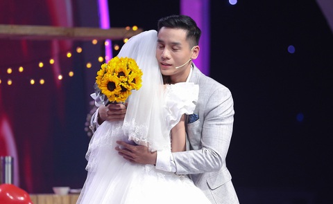 Nam vương thế giới 2018 đang cách ly và khẳng định Tình yêu hoàn mỹ chỉ là bạn - Ảnh 4. Nam vương thế giới 2018 đang cách ly và khẳng định Tình yêu hoàn mỹ chỉ là bạn - Ảnh 4.
