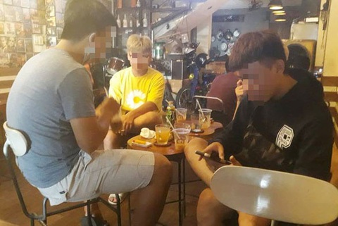 Các nơi chấp hành quy định ở nhà ra sao? - Ảnh 1. Các nơi chấp hành quy định ở nhà ra sao? - Ảnh 1.