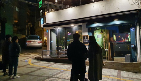 Cận cảnh Itaewon của Itaewon Class: quán Danbam, tiệm cafe Việt, phố Quy Nhơn - Ảnh 4. Cận cảnh Itaewon của Itaewon Class: quán Danbam, tiệm cafe Việt, phố Quy Nhơn - Ảnh 4.