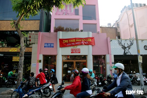 Hàng loạt nhà hàng ẩm thực đồng loạt đóng cửa, vì sao? - Ảnh 2. Hàng loạt nhà hàng ẩm thực đồng loạt đóng cửa, vì sao? - Ảnh 2.