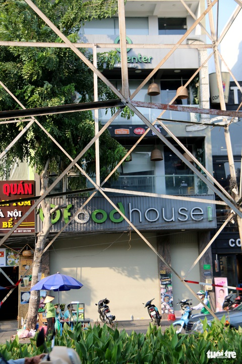 Hàng loạt nhà hàng ẩm thực đồng loạt đóng cửa, vì sao? - Ảnh 3. Hàng loạt nhà hàng ẩm thực đồng loạt đóng cửa, vì sao? - Ảnh 3.