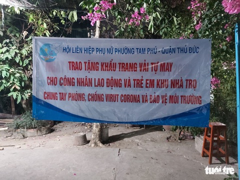 Những cô thợ may khẩu trang miễn phí phát cho công nhân, lao động nghèo ở Sài Gòn - Ảnh 7. Những cô thợ may khẩu trang miễn phí phát cho công nhân, lao động nghèo ở Sài Gòn - Ảnh 7.