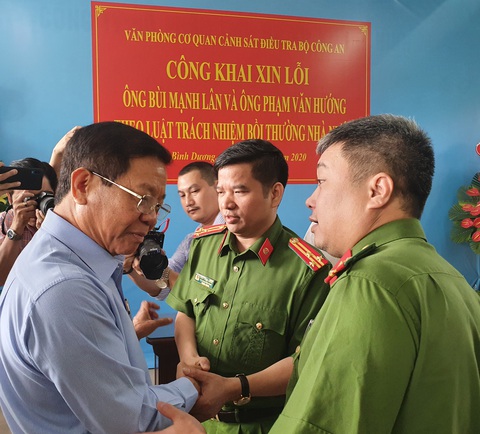 Được xin lỗi vì bị bắt oan 20 năm trước, doanh nhân từ chối nhận tiền bồi thường - Ảnh 2. Được xin lỗi vì bị bắt oan 20 năm trước, doanh nhân từ chối nhận tiền bồi thường - Ảnh 2.