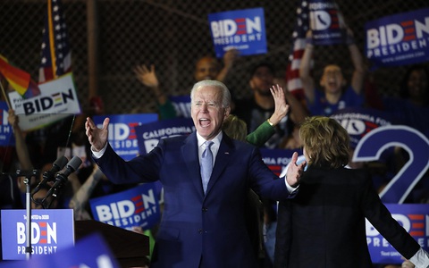 Bầu cử sơ bộ Siêu thứ ba: Ông Biden lội ngược dòng ngoạn mục - Ảnh 1. Bầu cử sơ bộ Siêu thứ ba: Ông Biden lội ngược dòng ngoạn mục - Ảnh 1.