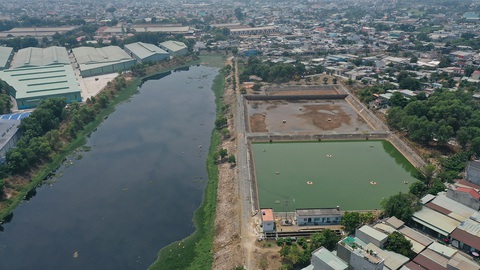 Đầu tư hàng trăm tỉ, kênh Ba Bò vẫn ô nhiễm - Ảnh 1. Đầu tư hàng trăm tỉ, kênh Ba Bò vẫn ô nhiễm - Ảnh 1.