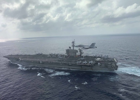 USS Theodore Roosevelt ghé Đà Nẵng là chuyến thăm thông thường của tàu Mỹ - Ảnh 1. USS Theodore Roosevelt ghé Đà Nẵng là chuyến thăm thông thường của tàu Mỹ - Ảnh 1.