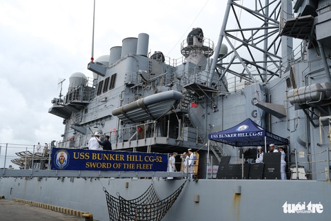 Bên trong tuần dương hạm USS Bunker Hill đang ghé thăm Đà Nẵng - Ảnh 1. Bên trong tuần dương hạm USS Bunker Hill đang ghé thăm Đà Nẵng - Ảnh 1.