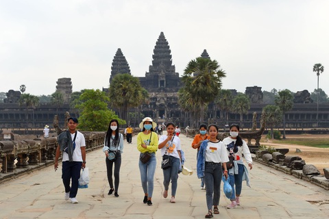Có công dân đầu tiên nhiễm COVID-19, Campuchia dừng hoạt động mừng năm mới tại Siem Reap - Ảnh 1.