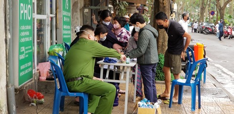 Bộ Y tế: Mọi việc vẫn trong tầm kiểm soát dù có ca COVID-19 mới - Ảnh 1. Bộ Y tế: Mọi việc vẫn trong tầm kiểm soát dù có ca COVID-19 mới - Ảnh 1.