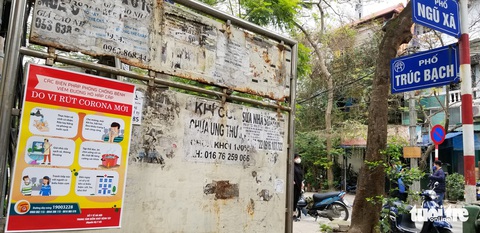 Phố Trúc Bạch ngày đầu cách ly - Ảnh 9. Phố Trúc Bạch ngày đầu cách ly - Ảnh 9.