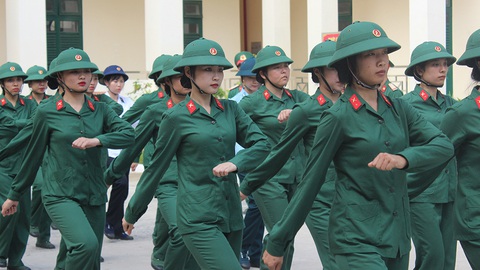 Xinh tươi ở quân trường - Ảnh 6. Xinh tươi ở quân trường - Ảnh 6.