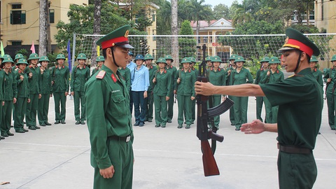 Xinh tươi ở quân trường - Ảnh 7. Xinh tươi ở quân trường - Ảnh 7.