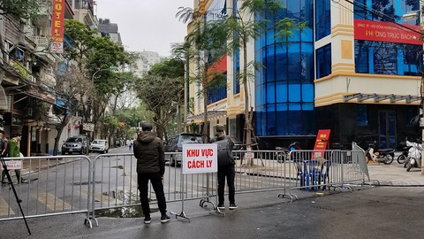 Văcxin hiệu quả nhất là ý thức phòng bệnh của mỗi cá nhân - Ảnh 7. Văcxin hiệu quả nhất là ý thức phòng bệnh của mỗi cá nhân - Ảnh 7.