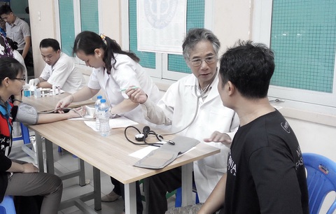 Bác Ban, máy thở của phường! - Ảnh 1. Bác Ban, máy thở của phường! - Ảnh 1.