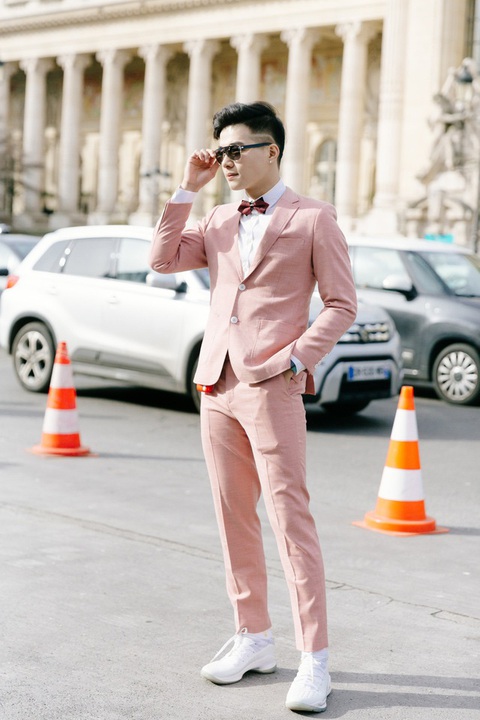 Vũ Khắc Tiệp và các sao Việt dự tuần lễ thời trang ở Milan, Paris đợt COVID-19 - Ảnh 10. Vũ Khắc Tiệp và các sao Việt dự tuần lễ thời trang ở Milan, Paris đợt COVID-19 - Ảnh 10.