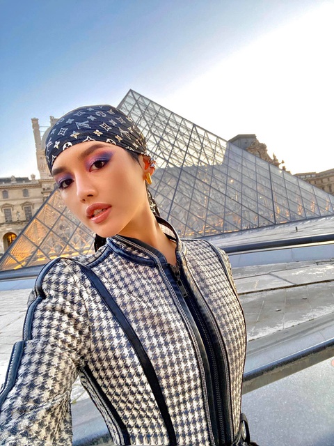 Vũ Khắc Tiệp và các sao Việt dự tuần lễ thời trang ở Milan, Paris đợt COVID-19 - Ảnh 6. Vũ Khắc Tiệp và các sao Việt dự tuần lễ thời trang ở Milan, Paris đợt COVID-19 - Ảnh 6.