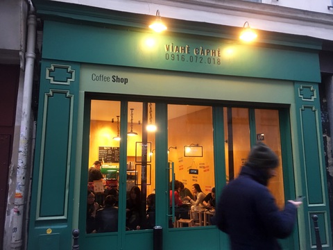 Paris có một... cà phê vỉa hè chất Việt - Ảnh 2. Paris có một... cà phê vỉa hè chất Việt - Ảnh 2.