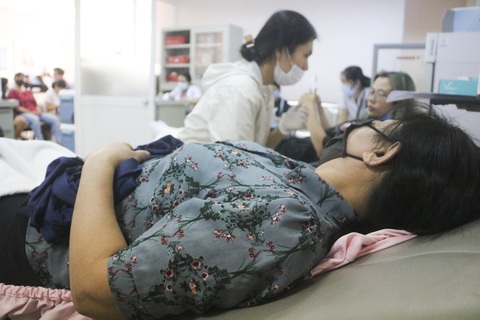 TP.HCM triển khai khám chữa bệnh tại nhà cho người cao tuổi - Ảnh 1. TP.HCM triển khai khám chữa bệnh tại nhà cho người cao tuổi - Ảnh 1.