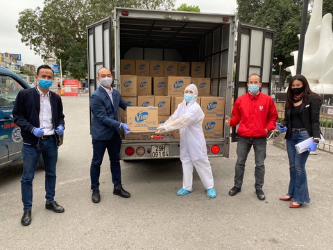 Unilever sát cánh cùng các y bác sỹ tuyến đầu - Ảnh 1. Unilever sát cánh cùng các y bác sỹ tuyến đầu - Ảnh 1.