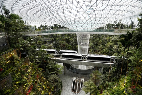 Singapore đóng cửa nhà ga T2 sân bay Changi 18 tháng vì dịch COVID-19 - Ảnh 1. Singapore đóng cửa nhà ga T2 sân bay Changi 18 tháng vì dịch COVID-19 - Ảnh 1.
