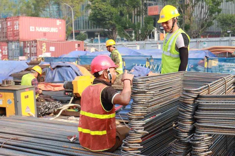 Hà Nội: đề xuất cơ chế để xài vốn công - Ảnh 1. Hà Nội: đề xuất cơ chế để xài vốn công - Ảnh 1.