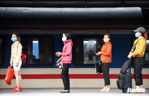 Ga Sài Gòn triển khai lấy mẫu xét nghiệm cho tất cả hành khách - Ảnh 13. Ga Sài Gòn triển khai lấy mẫu xét nghiệm cho tất cả hành khách - Ảnh 13.