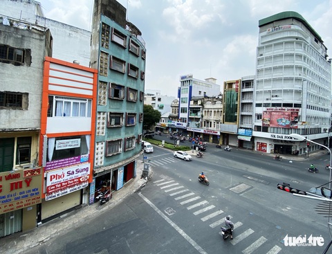 Sài Gòn những ngày không kẹt xe, không chen lấn và ít khói bụi - Ảnh 16. Sài Gòn những ngày không kẹt xe, không chen lấn và ít khói bụi - Ảnh 16.