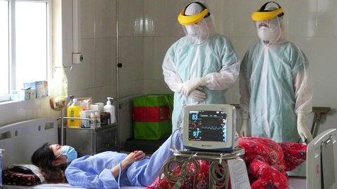 3 bệnh nhân COVID-19 âm tính rồi lại dương tính, có phải tái nhiễm virus? - Ảnh 1. 3 bệnh nhân COVID-19 âm tính rồi lại dương tính, có phải tái nhiễm virus? - Ảnh 1.