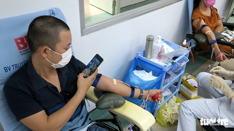 Hiến máu hiếm mùa COVID-19 - Ảnh 9. Hiến máu hiếm mùa COVID-19 - Ảnh 9.