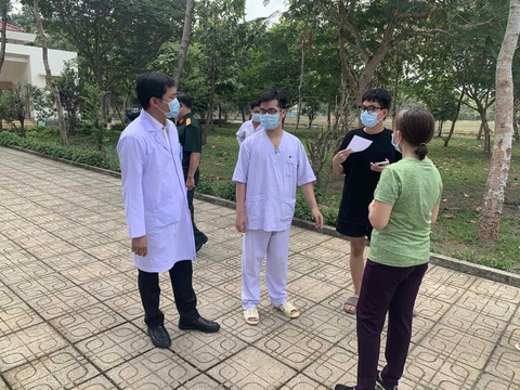 Thêm 5 người ra viện, TP.HCM chỉ còn 9 ca COVID-19 đang điều trị - Ảnh 1. Thêm 5 người ra viện, TP.HCM chỉ còn 9 ca COVID-19 đang điều trị - Ảnh 1.