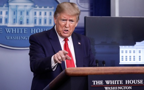 Ông Trump gây sốc khi tuyên bố quyền hành tối thượng với các tiểu bang - Ảnh 1. Ông Trump gây sốc khi tuyên bố quyền hành tối thượng với các tiểu bang - Ảnh 1.