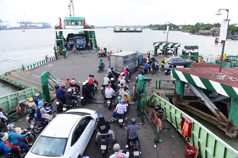 Hơn 29.000 vi phạm giao thông dịp lễ, tiền phạt gần 14 tỉ đồng - Ảnh 1. Hơn 29.000 vi phạm giao thông dịp lễ, tiền phạt gần 14 tỉ đồng - Ảnh 1.