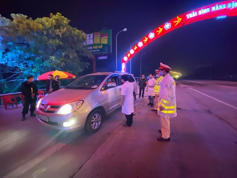 Dù nguy cơ thấp, Thái Bình vẫn ra công điện khẩn siết chặt giãn cách xã hội - Ảnh 1. Dù nguy cơ thấp, Thái Bình vẫn ra công điện khẩn siết chặt giãn cách xã hội - Ảnh 1.
