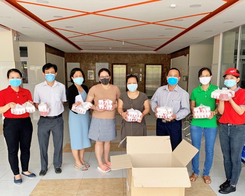 KFC Việt Nam chung tay phòng chống, kiểm soát dịch bệnh - Ảnh 3. KFC Việt Nam chung tay phòng chống, kiểm soát dịch bệnh - Ảnh 3.
