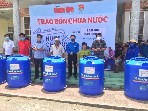 Có bồn chứa này, một mình tui xài cả năm - Ảnh 1. Có bồn chứa này, một mình tui xài cả năm - Ảnh 1.
