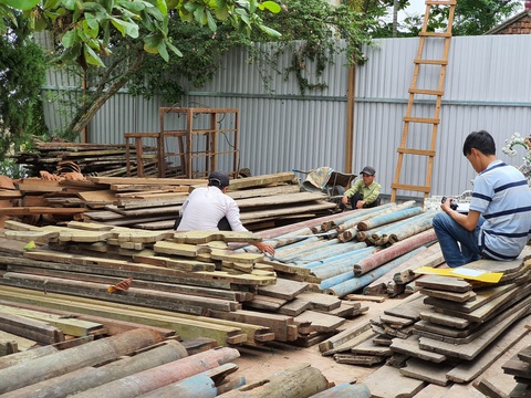 Tiến hành hạ giải để trùng tu cầu ngói Thanh Toàn, di tích hơn 2 thế kỷ - Ảnh 2. Tiến hành hạ giải để trùng tu cầu ngói Thanh Toàn, di tích hơn 2 thế kỷ - Ảnh 2.