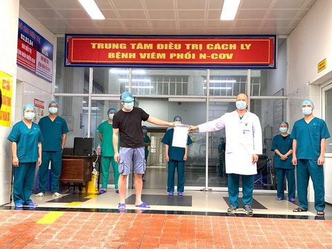 Báo chí Czech lý giải nguyên nhân Việt Nam chống dịch COVID-19 thành công nhất thế giới - Ảnh 1. Báo chí Czech lý giải nguyên nhân Việt Nam chống dịch COVID-19 thành công nhất thế giới - Ảnh 1.