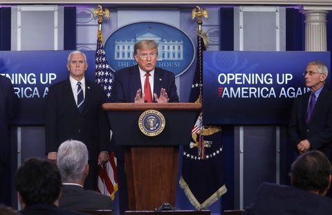 Ông Trump công bố kế hoạch 3 giai đoạn mở cửa lại nền kinh tế - Ảnh 1. Ông Trump công bố kế hoạch 3 giai đoạn mở cửa lại nền kinh tế - Ảnh 1.