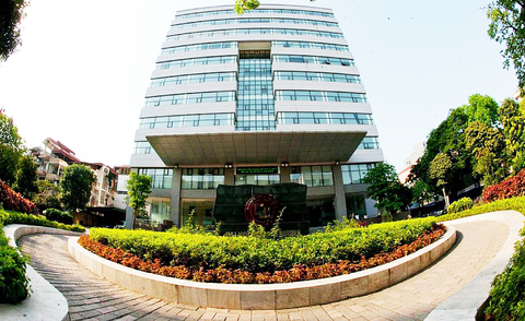 Trường đại học Ngoại thương công bố 2 phương án tuyển sinh - Ảnh 1. Trường đại học Ngoại thương công bố 2 phương án tuyển sinh - Ảnh 1.