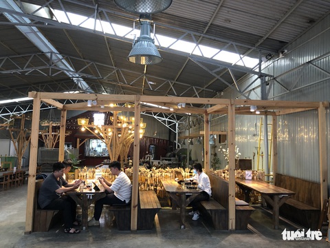 Đà Lạt cho mở lại khách sạn, hàng quán ăn uống - Ảnh 1. Đà Lạt cho mở lại khách sạn, hàng quán ăn uống - Ảnh 1.