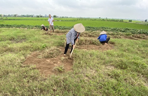 Vụ đại gia Đường Nhuệ: Đấu giá đất có mấy người xăm trổ - Ảnh 1. Vụ đại gia Đường Nhuệ: Đấu giá đất có mấy người xăm trổ - Ảnh 1.