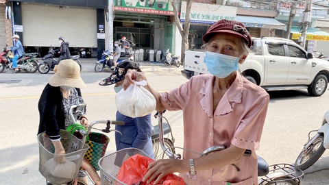 Ai được nhận hỗ trợ 1 triệu đồng/tháng tại TP.HCM? - Ảnh 1. Ai được nhận hỗ trợ 1 triệu đồng/tháng tại TP.HCM? - Ảnh 1.