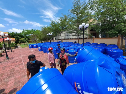 Có bồn chứa lớn, tui xài được 3 tháng, mừng quá trời mừng - Ảnh 3. Có bồn chứa lớn, tui xài được 3 tháng, mừng quá trời mừng - Ảnh 3.